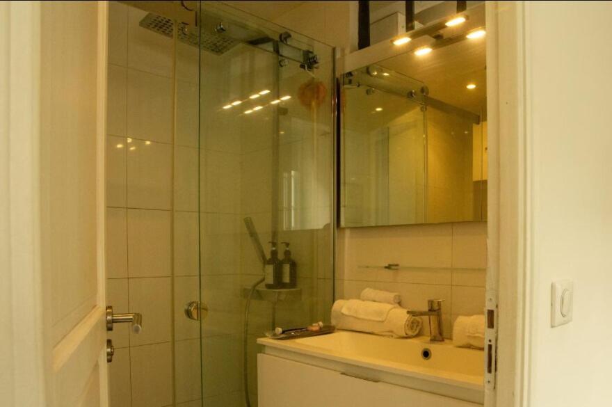 Loft Parisien Au Coeur Du Marais *