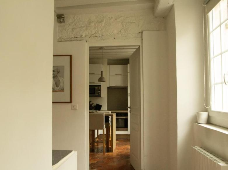 Loft Parisien Au Coeur Du Marais * Parijs