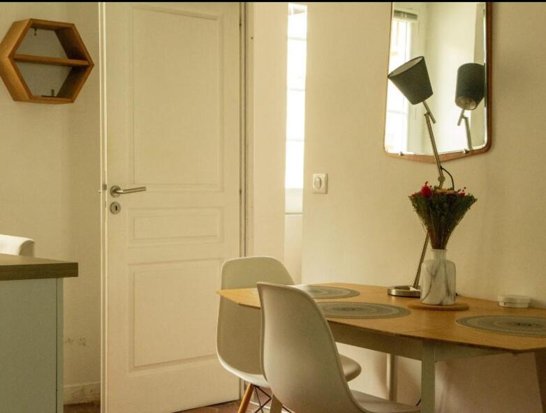 Appartement Loft Parisien Au Coeur Du Marais *