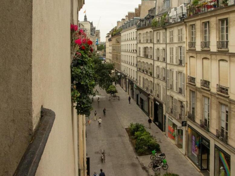 Loft Parisien Au Coeur Du Marais Appartement Parijs
