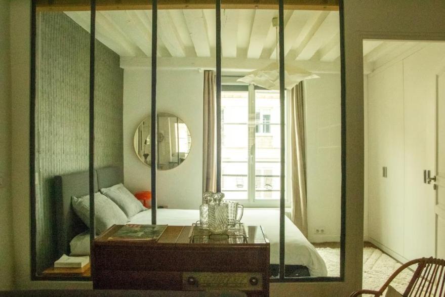 Appartement Loft Parisien Au Coeur Du Marais
